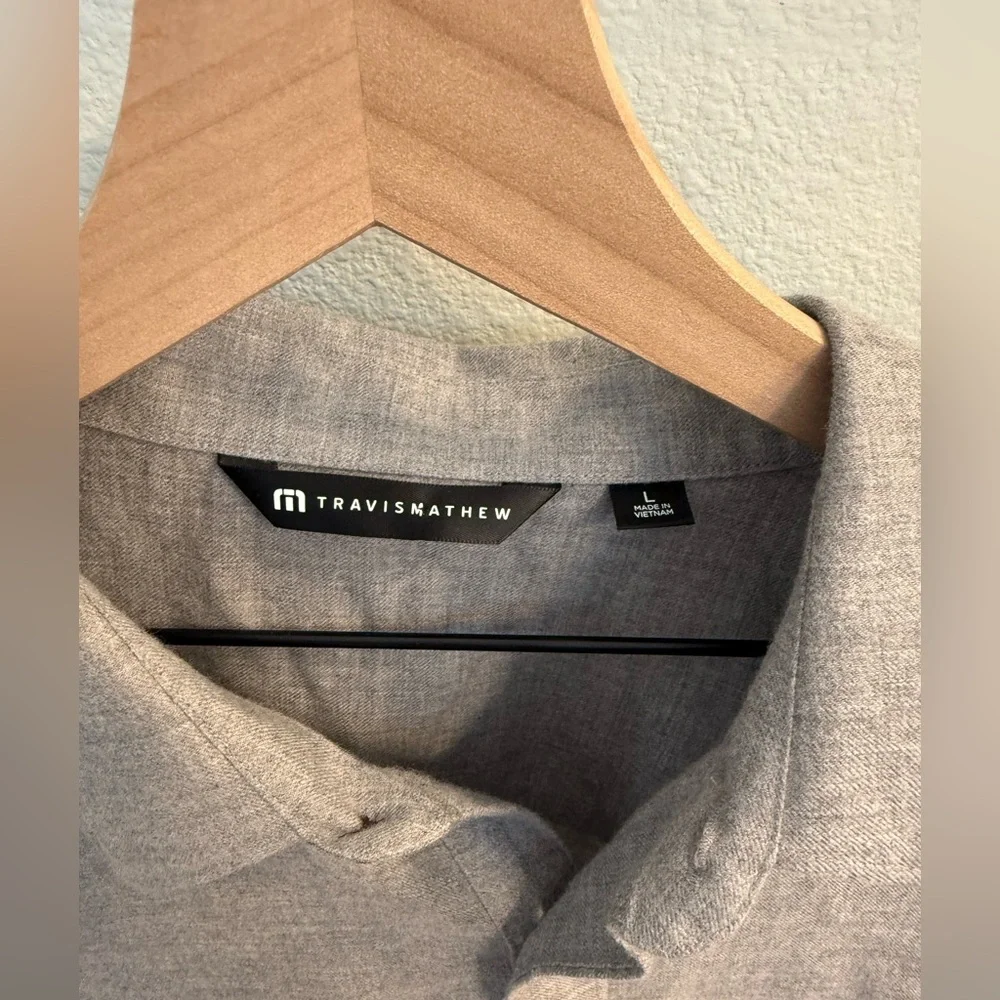Travis Matthew grey Cloud Flannel Button-Up Shirt Men's Gray Long Sleeve Shirt
